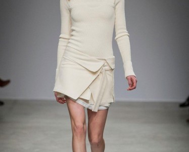 El estilo casual de Isabel Marant en París Fashion Week