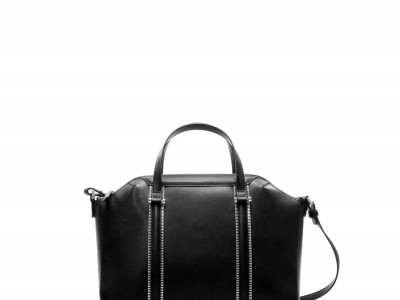 Grandes rebajas en la tienda online de bolsos ZARA