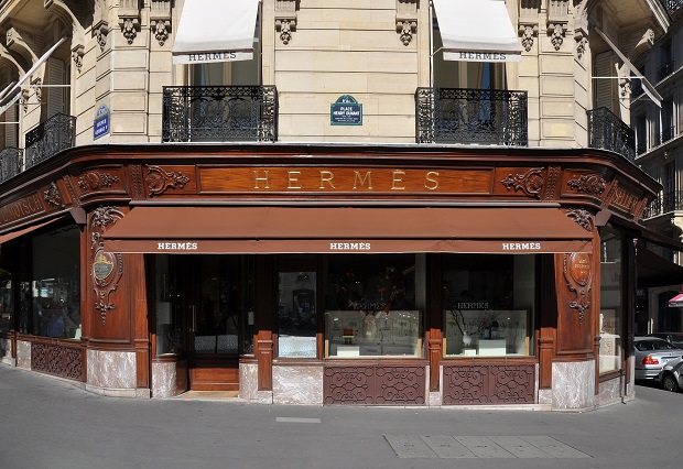 Hermès París
