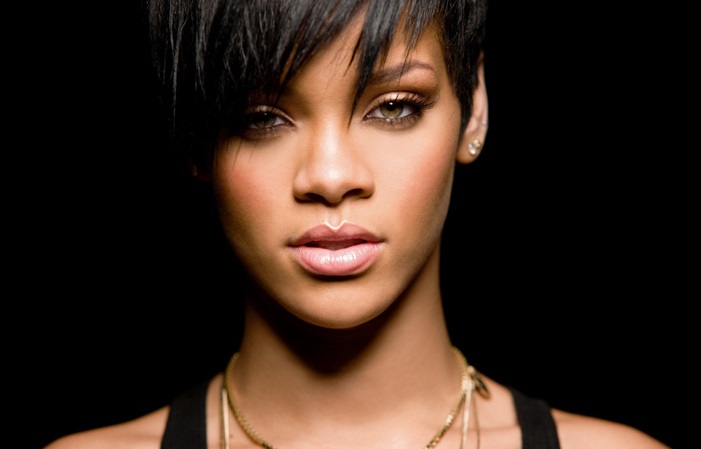 rihanna pelo corto