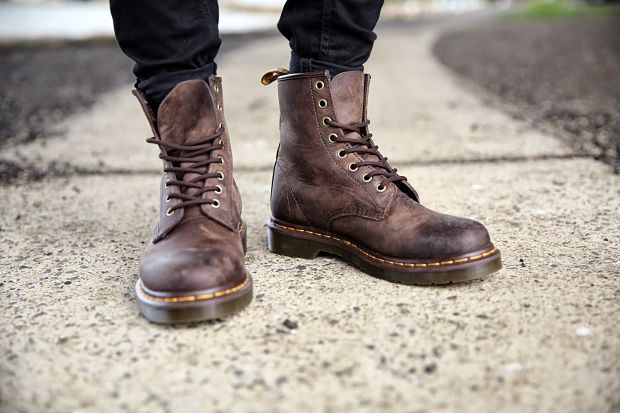 Dr. Martens piel marrón