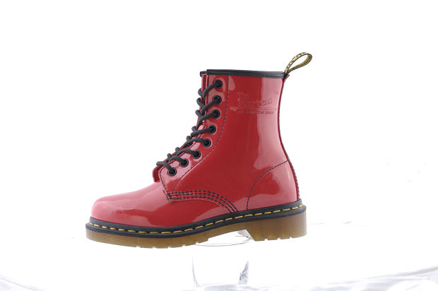 Dr. martens rojas