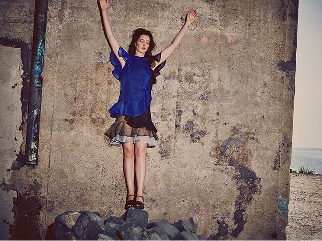 Anne Hathaway (7)