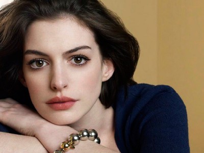 Anne Hathaway la chica más cool de Hollywood