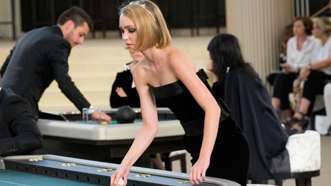 Lily Rose Depp (2)