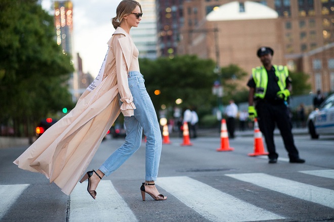 cómo vestir elegante con jeans (5)