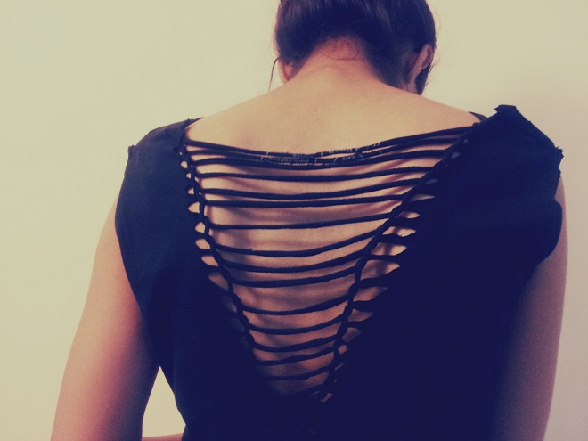 ripped t shirt (4)